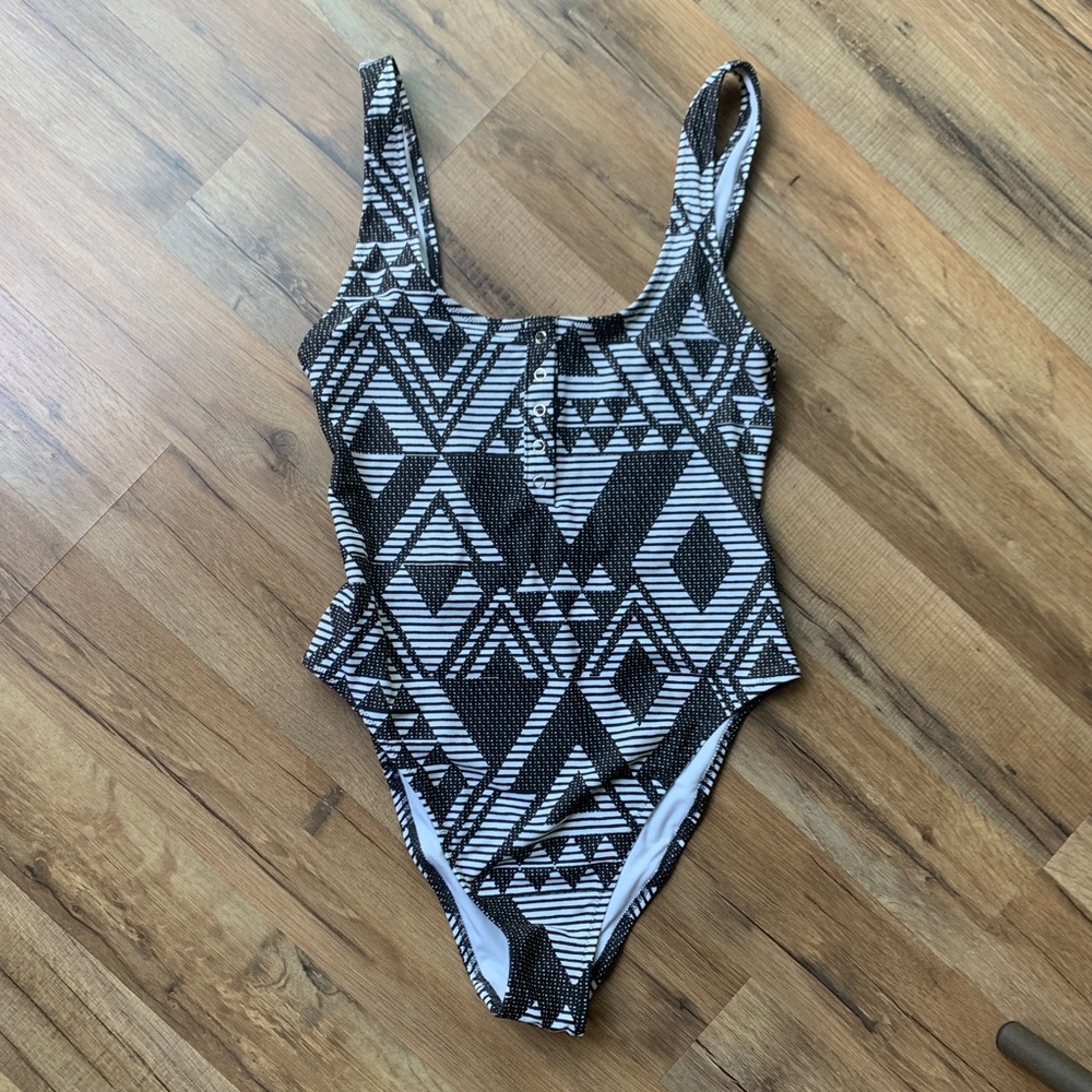 Aerie 1 piece Henley geometric print